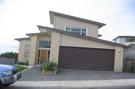 Photo of property in 22 Nether Green Crescent, Johnsonville, Wellington, 6037