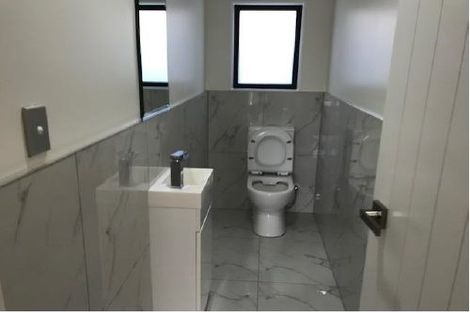 Photo of property in 33 Koroheke Road, Takanini, 2110