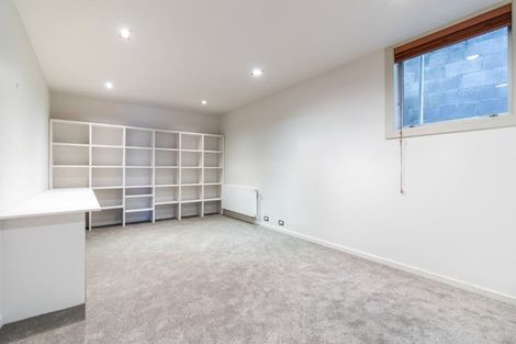 Photo of property in 9 Hyllton Heights, Lyttelton, 8082