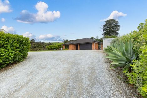 Photo of property in 25 School Road, Waimauku, 0881
