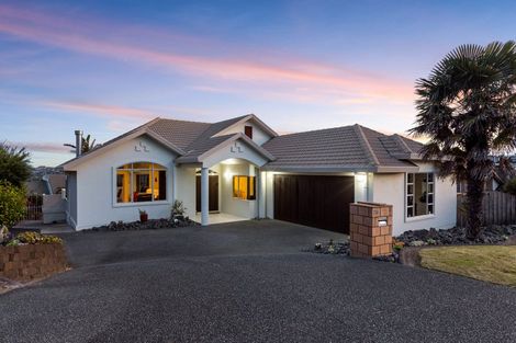 Photo of property in 26 Savoy Road, Orewa, 0931