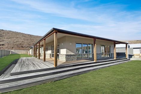 Photo of property in 17 Pinot Noir Court, Omarama, 9412