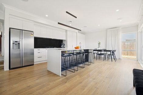 Photo of property in 2 Tauwaka Crescent, Riverhead, 0820