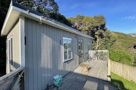 Photo of property in 6a Kiriwai Road, Paremata, Porirua, 5024