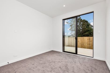 Photo of property in 5 Endurance Rise, Orewa, 0931