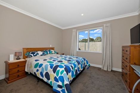 Photo of property in 14 Little Gem Road, Hornby, Christchurch, 8025