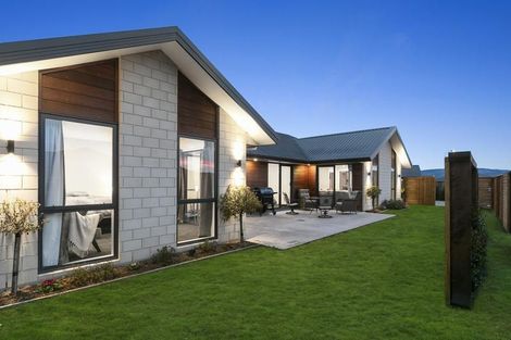 Photo of property in 50 Anderton Crescent, Mosgiel, 9024