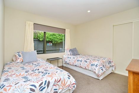 Photo of property in 11 Baltic Place, Northwood, Christchurch, 8051