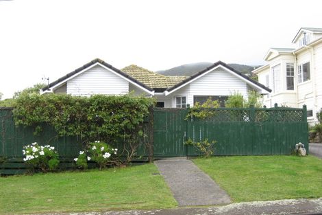 Photo of property in 9 Dasent Street, Karori, Wellington, 6012