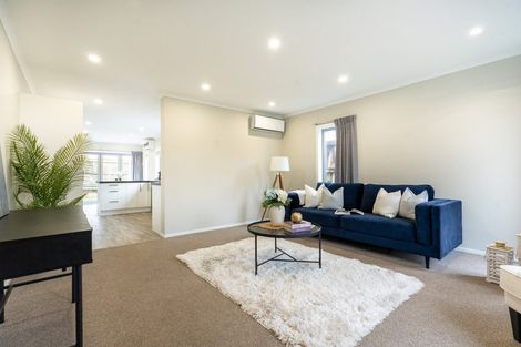 Photo of property in 27b Southsea Crescent, Silverdale, Hamilton, 3216