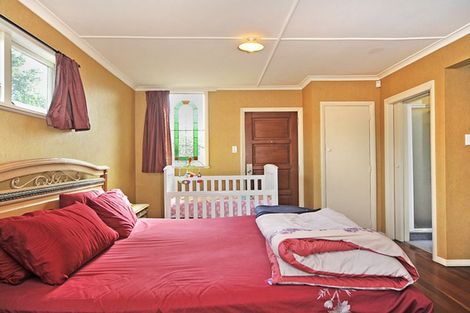 Photo of property in 1 Lancewood Lane, Roslyn, Palmerston North, 4414