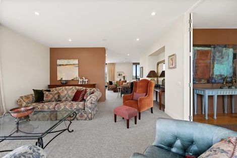 Photo of property in 142 Lake Crescent, Hamilton Lake, Hamilton, 3204