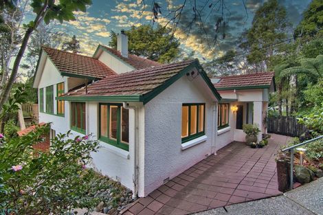 Photo of property in 23 Wood Bay Road, Titirangi, Auckland, 0604