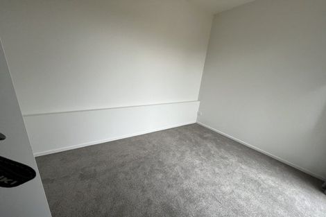 Photo of property in 4/535 Swanson Road, Ranui, Auckland, 0612