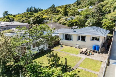 Photo of property in 112 Coast Road, Wainuiomata, Lower Hutt, 5014