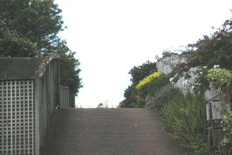 Photo of property in 1/78 Browns Bay Road, Rothesay Bay, Auckland, 0630