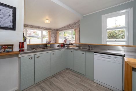 Photo of property in 132 Mcmurdo Street, Tinwald, Ashburton, 7700