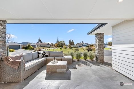 Photo of property in 12 Gardner Place, Otaki, 5512