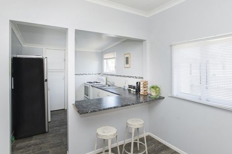 Photo of property in 38 Andrew Street, Elgin, Gisborne, 4010