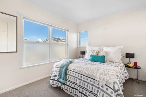 Photo of property in 1/342 Lake Road, Hauraki, Auckland, 0622