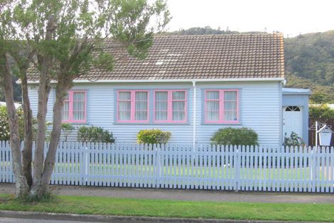 Photo of property in 26 Poole Street, Taita, Lower Hutt, 5011