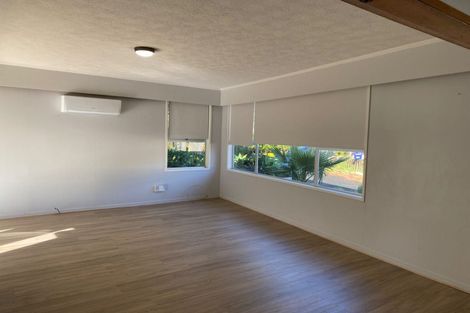 Photo of property in 67 Riverpark Crescent, Henderson, Auckland, 0610