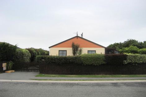 Photo of property in 35 Shelley Street, Rolleston, 7614