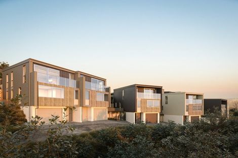 Photo of property in 2 Silvereye Way, Johnsonville, Wellington, 6037