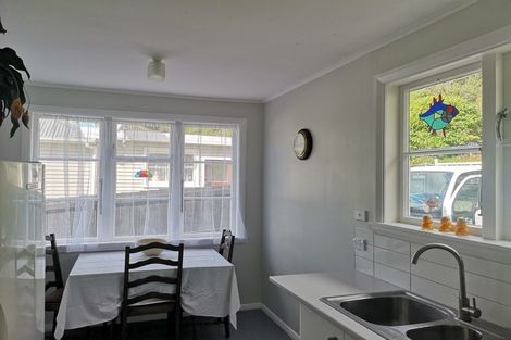 Photo of property in 41 Cleland Crescent, Naenae, Lower Hutt, 5011