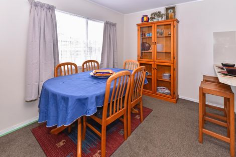 Photo of property in 164 Carnoustie Drive, Wattle Downs, Auckland, 2103