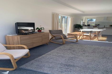 Photo of property in 200 Keyes Road, New Brighton, Christchurch, 8083