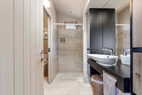 Photo of property in 81 Harbour View Road, Omokoroa, 3114