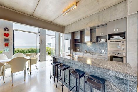 Photo of property in 220b Beverley Terrace, Whangamata, 3620