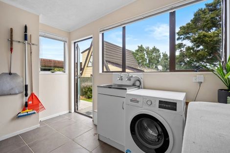 Photo of property in 12 Eureka Place, Parahaki, Whangarei, 0112