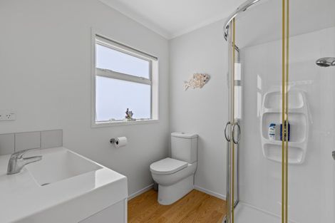 Photo of property in 39 Elizabeth Street, Orewa, 0931