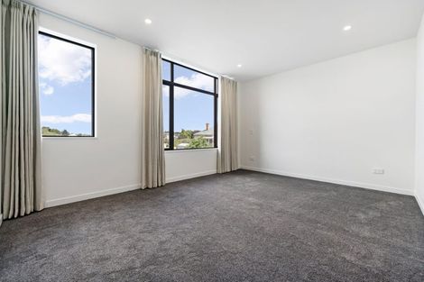 Photo of property in 104 Trafalgar Street, Waterloo, Lower Hutt, 5011