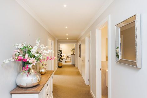 Photo of property in 9 Riverstone Grove, Hokowhitu, Palmerston North, 4410