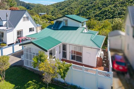 Photo of property in 50 Hazlewood Avenue, Karori, Wellington, 6012