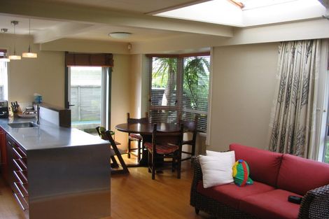 Photo of property in 4 Roscoe Terrace, Wadestown, Wellington, 6012