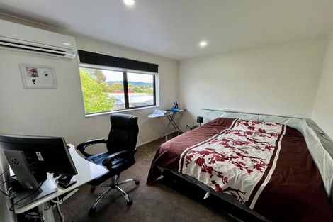Photo of property in 1d Ohira Place, Henderson, Auckland, 0612