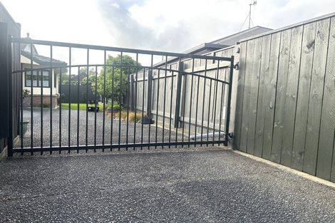 Photo of property in 6 Franklin Avenue, Hokowhitu, Palmerston North, 4410