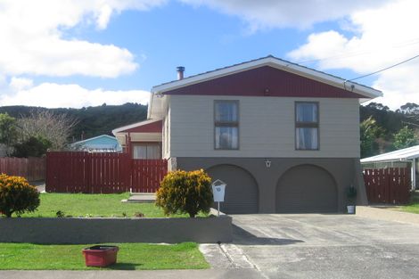 Photo of property in 10 Clark Street, Hikurangi, 0114