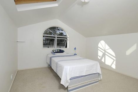 Photo of property in 1960 East Coast Road, Stillwater, Silverdale, 0993