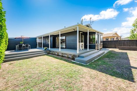 Photo of property in 11 Sunburst Court, Paraparaumu Beach, Paraparaumu, 5032