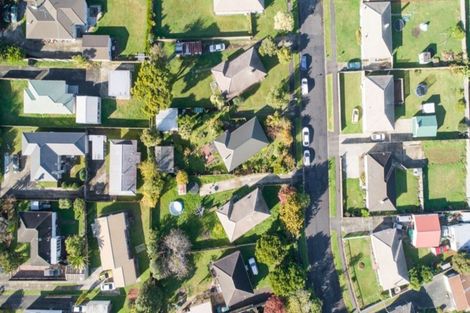 Photo of property in 30 Douglas Crescent, Fairfield, Hamilton, 3214