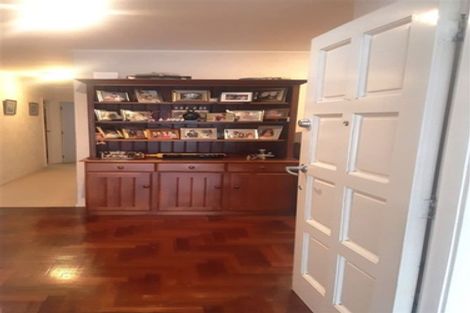 Photo of property in 10 Hazeldene Place, Opaheke, Papakura, 2113