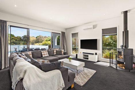 Photo of property in 32 Quarry Ridge, Poraiti, Napier, 4182