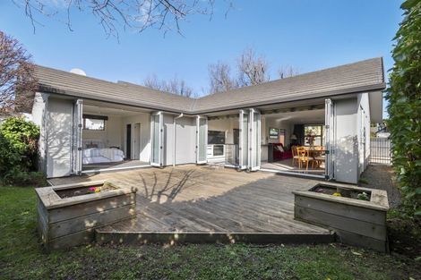 Photo of property in 35 Union Street, Hokowhitu, Palmerston North, 4410