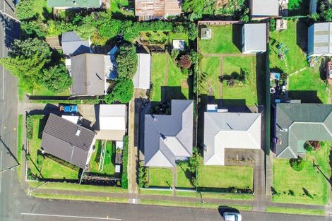 Photo of property in 3 Omori Place, Castlecliff, Whanganui, 4501