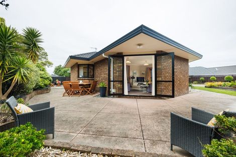 Photo of property in 7 Alpine Grove, Kelvin Grove, Palmerston North, 4414